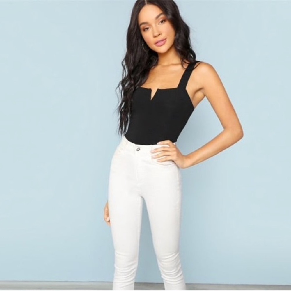 New Black Sleeveless Bodysuit Size XS NWT